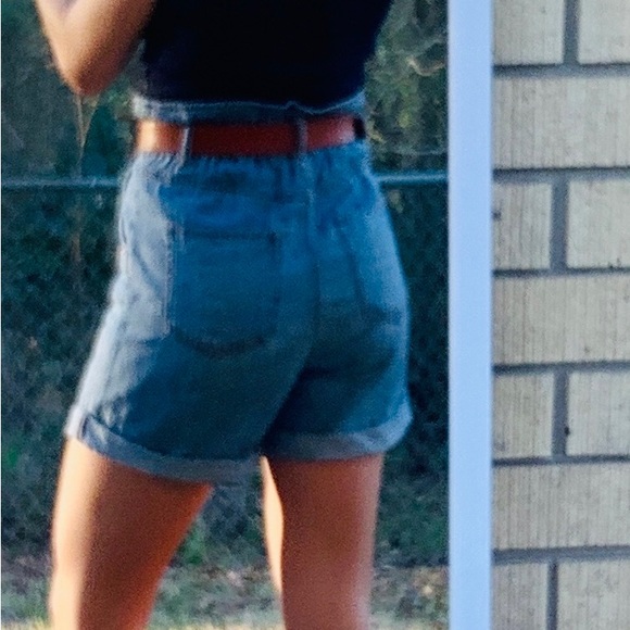 H&M High Rise Denim Shorts - Picture 8 of 15